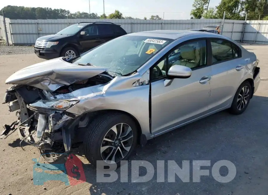 19XFB2F82EE016972 Photo# 1