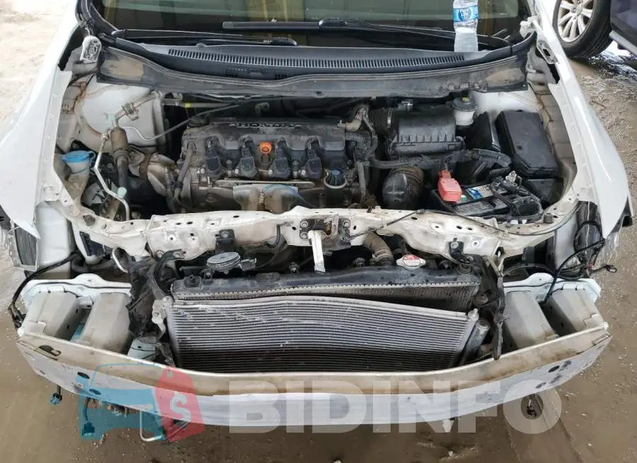 19XFB2F98FE058024 Photo# 11