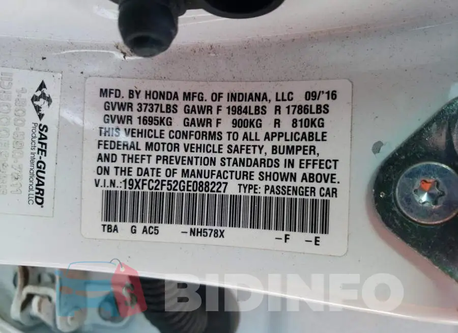 19XFC2F52GE088227 Photo# 12