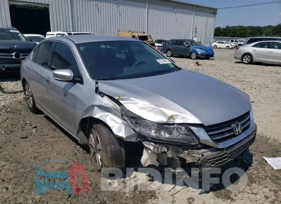 1HGCR2F30EA128581 Photo# 4