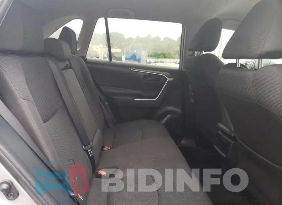 2T3F1RFV9MC145877 Photo# 11