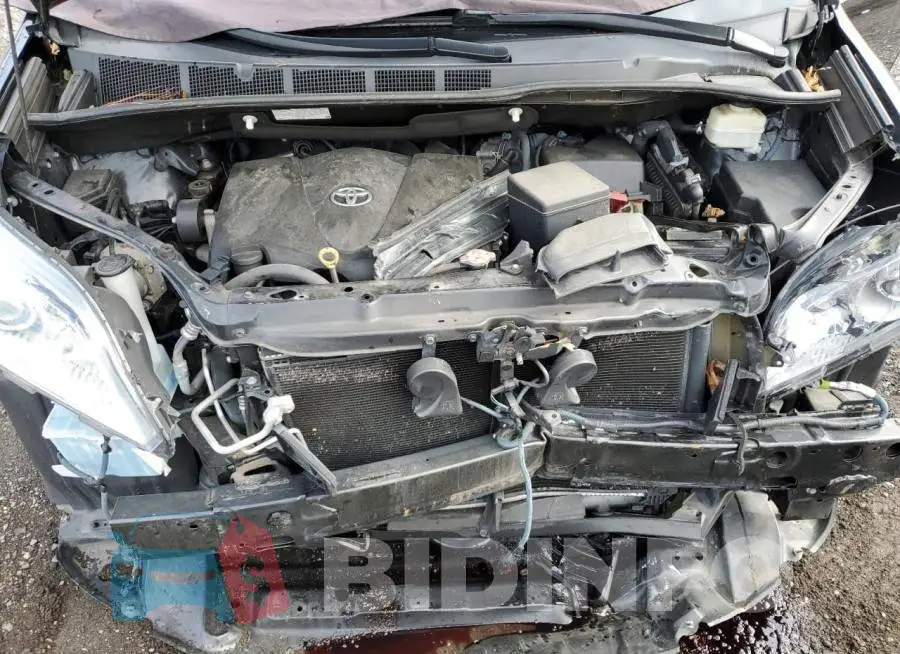 5TDYZ3DC2JS956156 Photo# 12