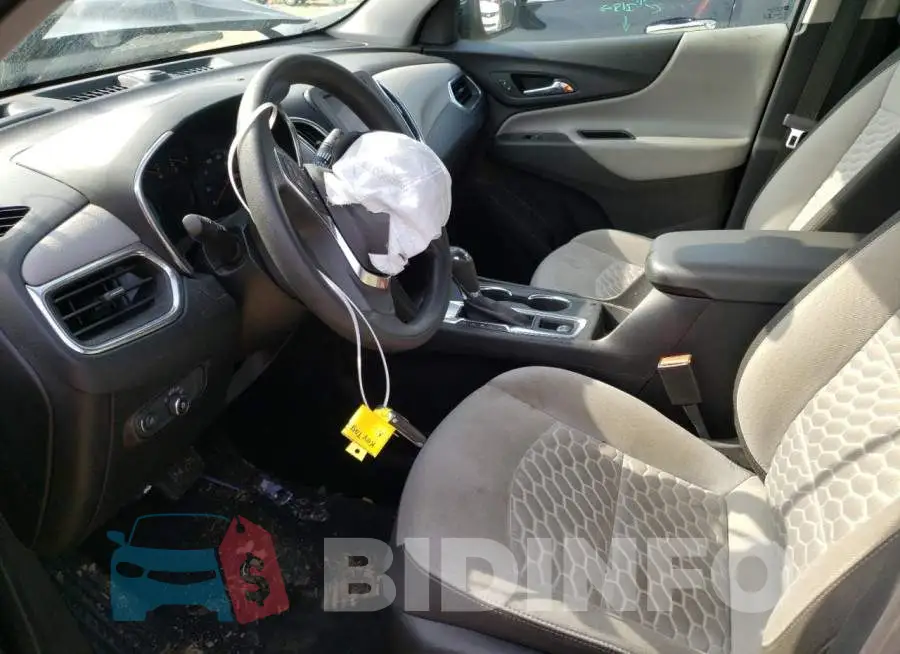 2GNAXHEV0M6151511 Photo# 7