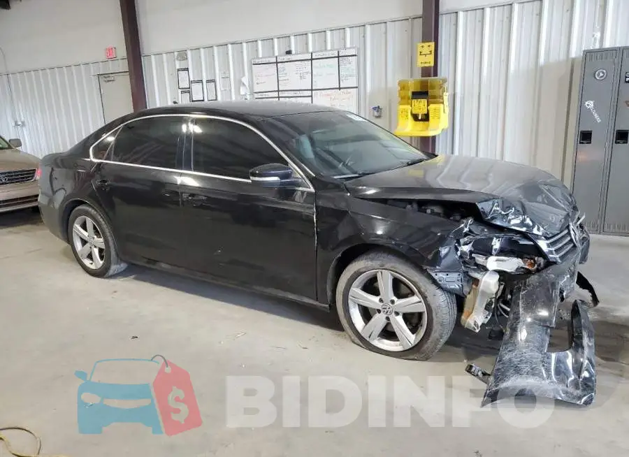 1VWBS7A38EC118255 Photo# 4