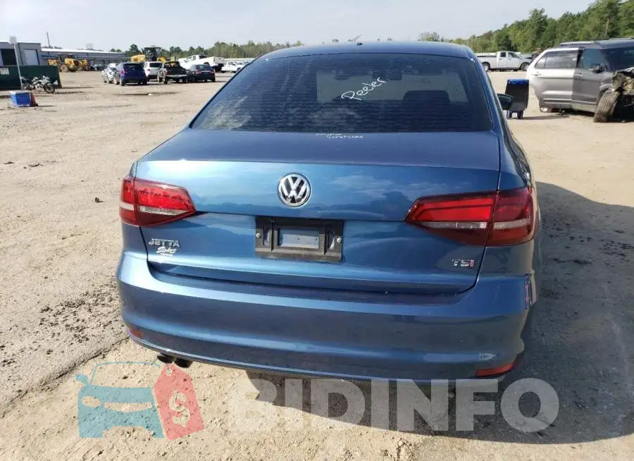 3VW2B7AJ3JM232039 Photo# 6