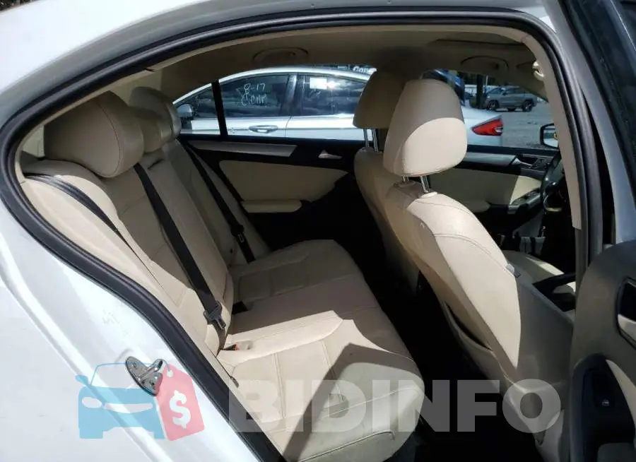 3VWDB7AJ0HM391507 Photo# 10