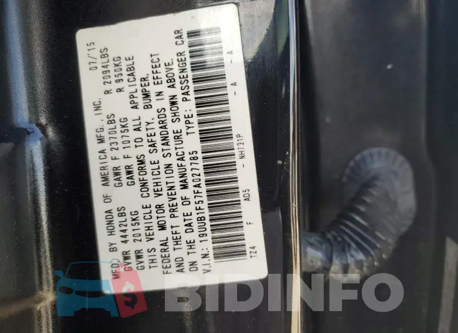 19UUB1F57FA027785 Photo# 12