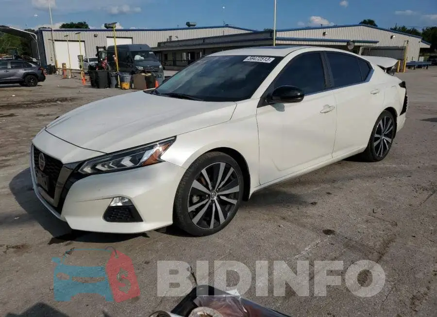 1N4BL4CV4KC131597 Photo# 1