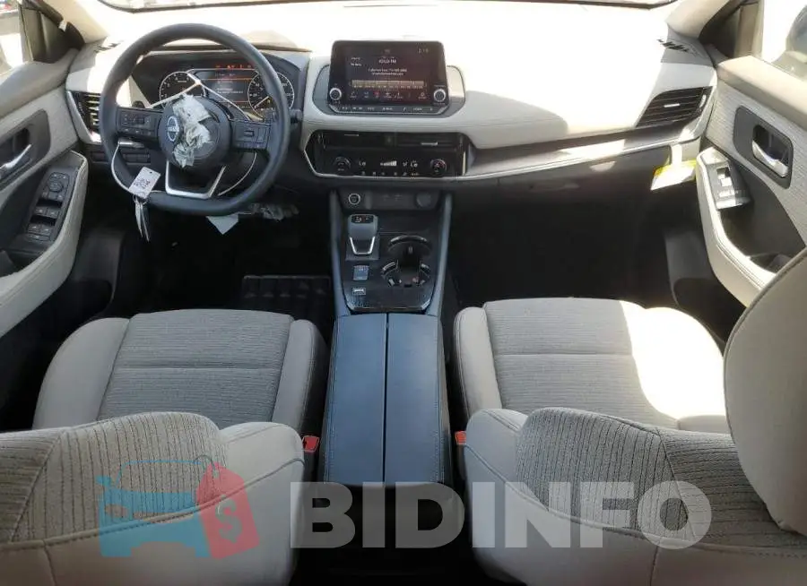 5N1BT3BA3PC743912 Photo# 8