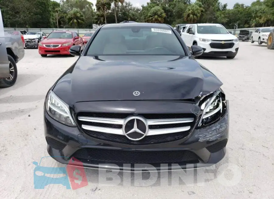 55SWF8DB5KU295943 Photo# 5