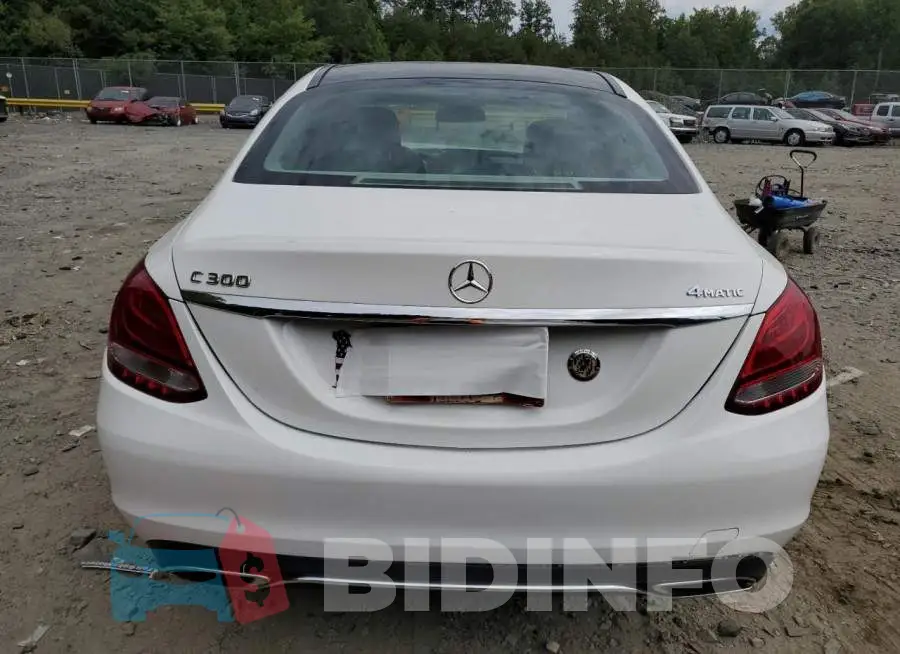 WDDWF4KB7HR235992 Photo# 6