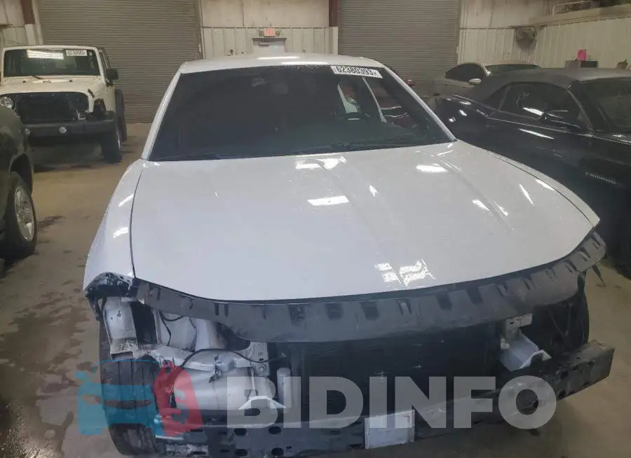 2C3CDXAT5FH867292 Photo# 5