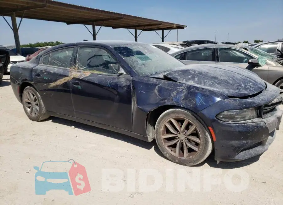 2C3CDXHG1GH281568 Photo# 4