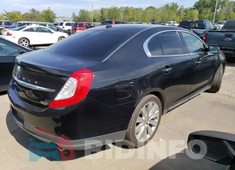 1LNHL9FT3FG601446 Photo# 3