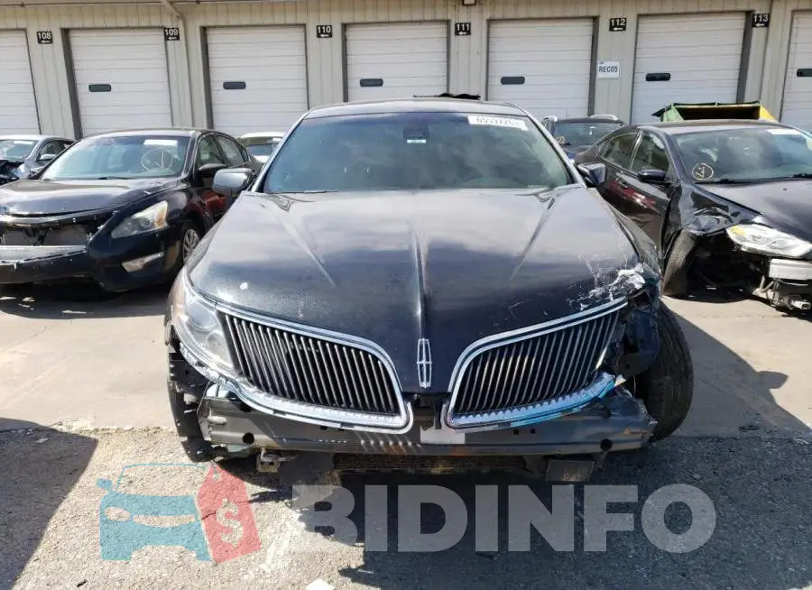 1LNHL9FT3FG601446 Photo# 5