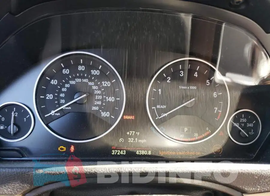 WBA4J3C5XJBL03426 Photo# 9