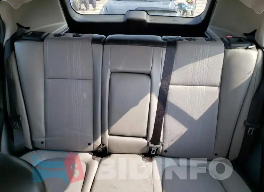 3GNCJRSB0FL170245 Photo# 10