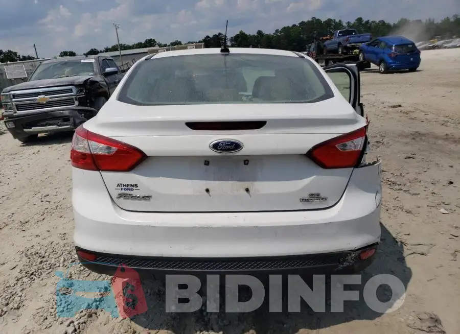1FADP3F22EL435878 Photo# 6
