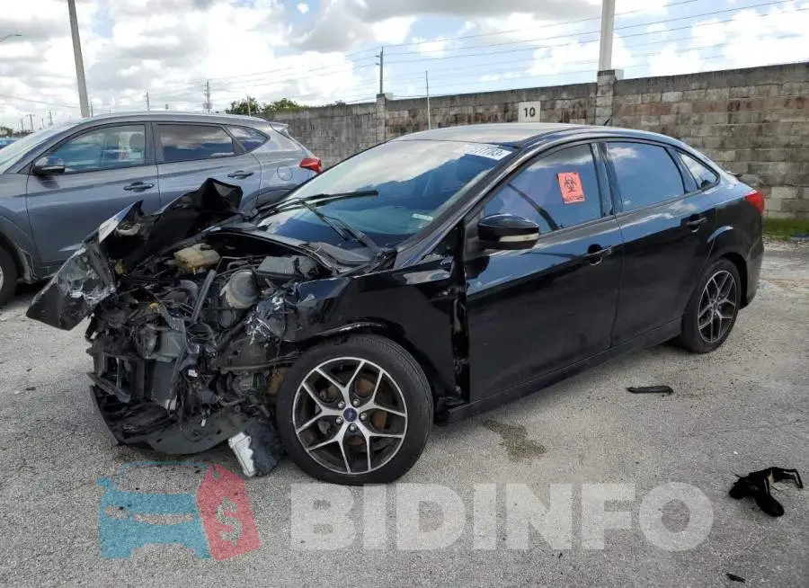 1FADP3F27GL201321 Photo# 1