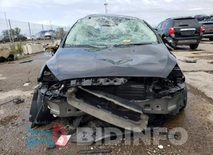 1FADP3F2XJL277137 Photo# 5