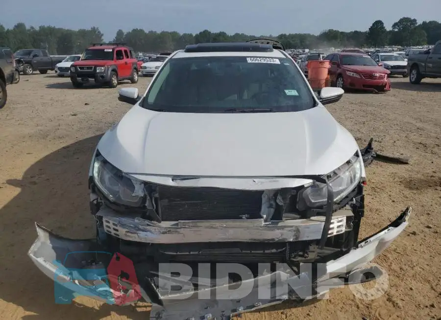 19XFC1F30HE011429 Photo# 5