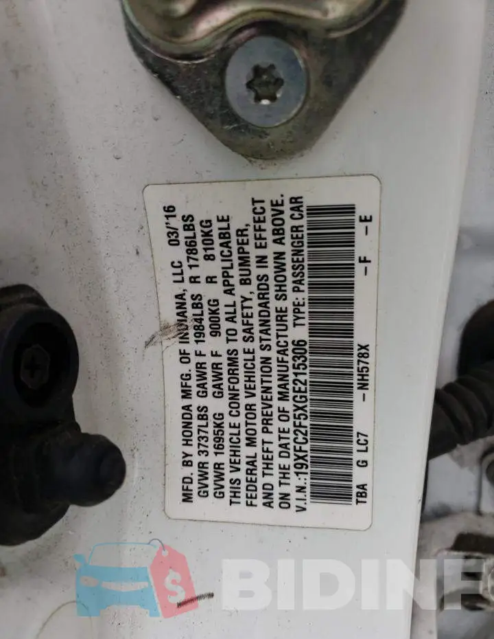 19XFC2F5XGE215306 Photo# 12
