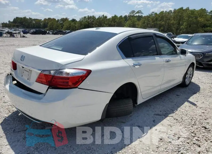 1HGCR2F86FA028319 Photo# 3