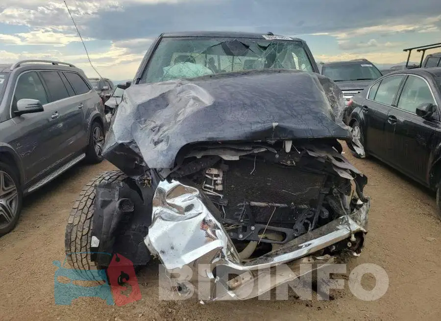 3C6TR5DT9JG424916 Photo# 5