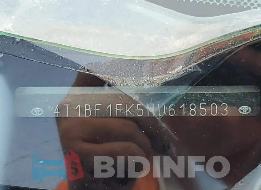 4T1BF1FK5HU618503 Photo# 12