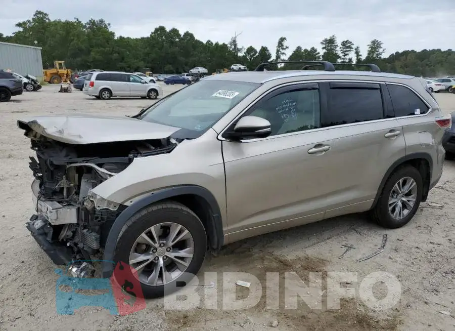 5TDJKRFH1FS122274 Photo# 1