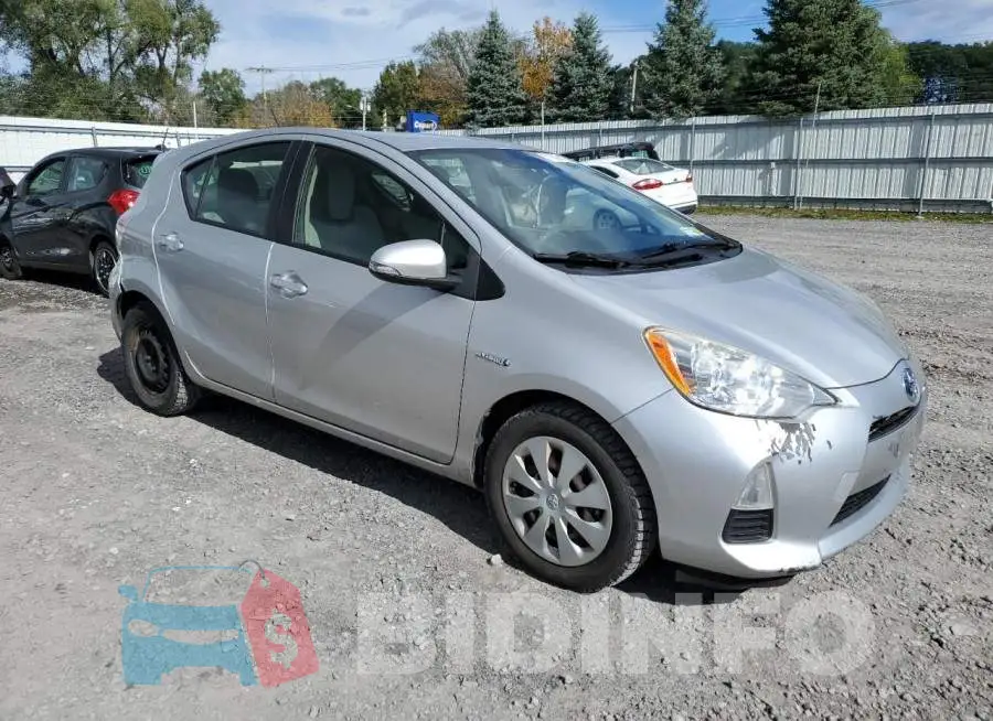 JTDKDTB31E1564540 Photo# 4