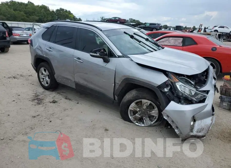 JTMW1RFV4MD061798 Photo# 4