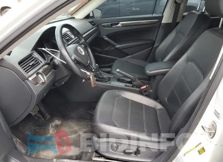 1VWBT7A33GC024221 Photo# 7