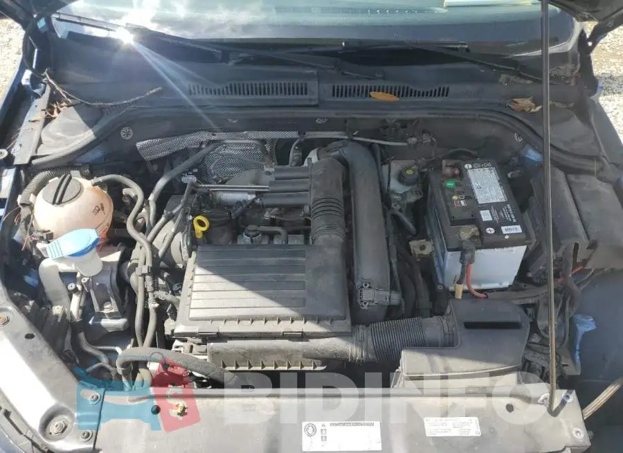 3VWDB7AJ1HM202508 Photo# 11