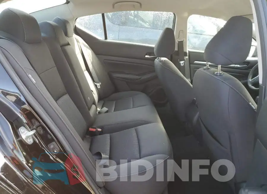 1N4BL4DV8NN317361 Photo# 10