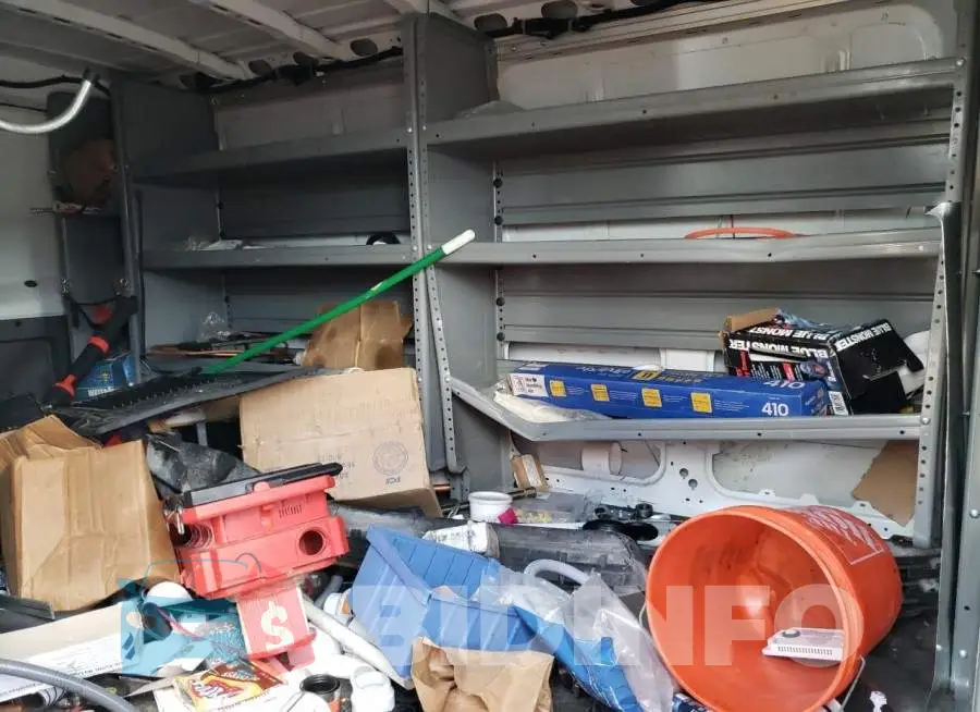 1N6BF0KM8LN800699 Photo# 11