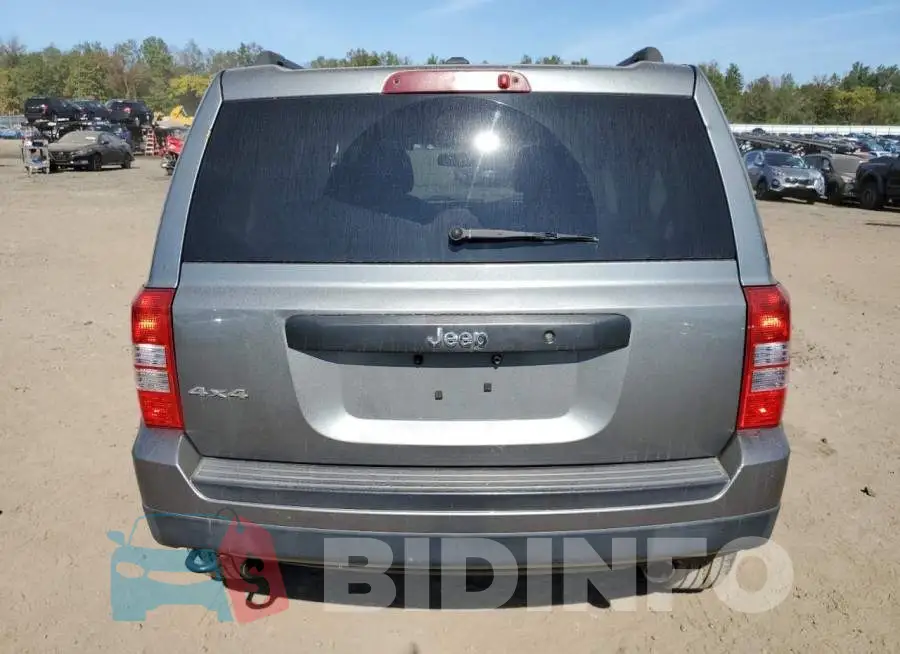 1C4NJRBB1ED535814 Photo# 6