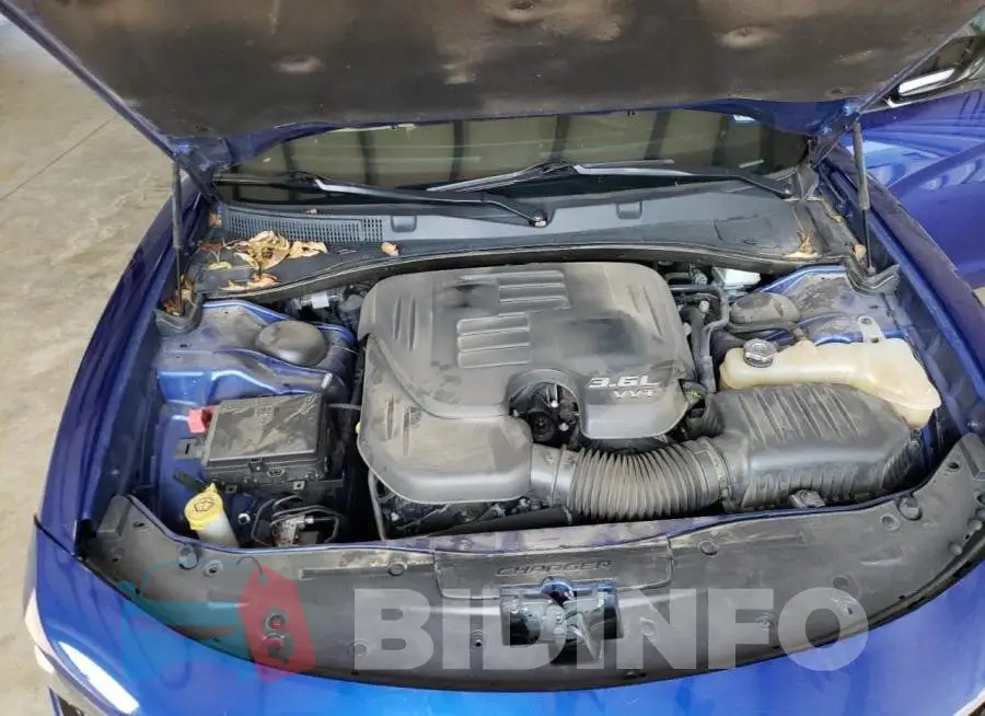 2C3CDXBG1KH753382 Photo# 11