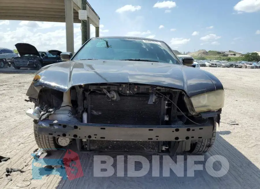 2C3CDXBG3EH169182 Photo# 5