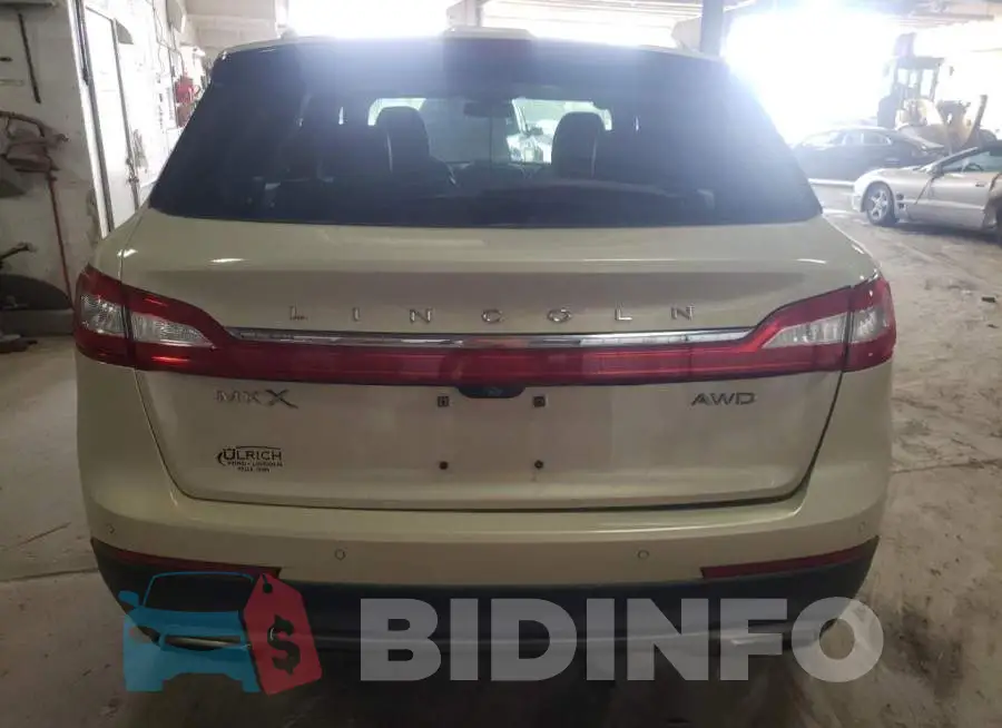 2LMTJ8KR8GBL53616 Photo# 6