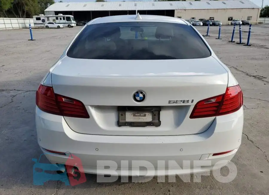 WBA5A5C5XGG352475 Photo# 6