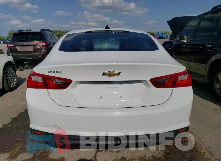 1G1ZB5ST4NF188461 Photo# 6