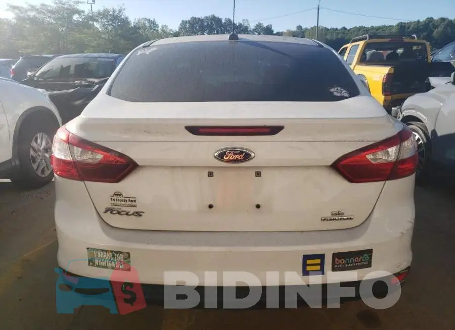 1FADP3F28EL107171 Photo# 6