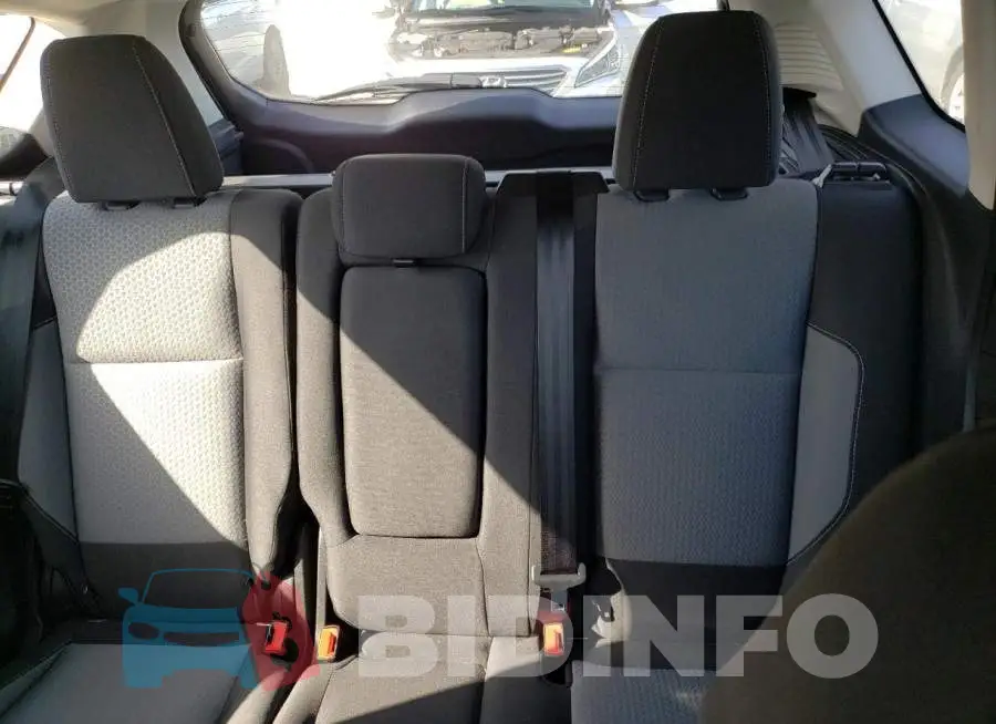 1FADP5AU3JL102362 Photo# 10