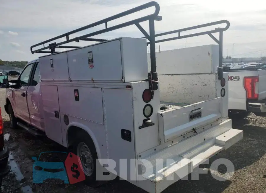 1FT7X2A6XHEE28455 Photo# 2