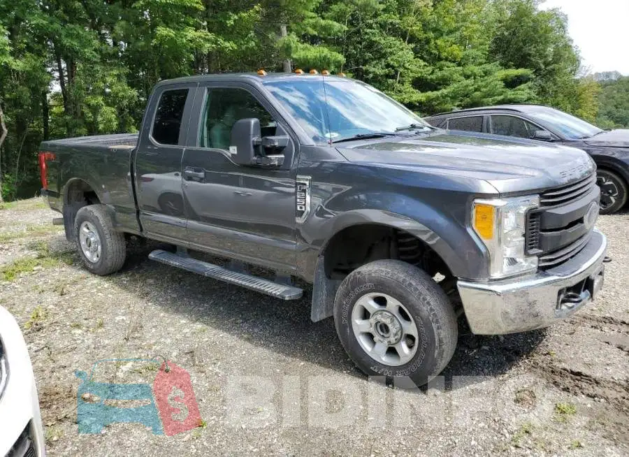 1FT7X2B67HED22494 Photo# 4