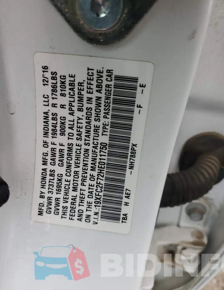 19XFC2F72HE011750 Photo# 12