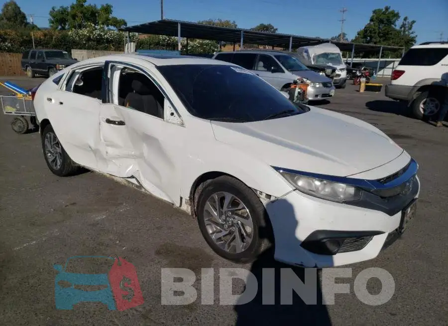 19XFC2F81HE210510 Photo# 4