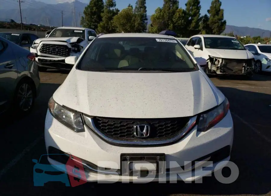 2HGFB2F52FH561759 Photo# 5