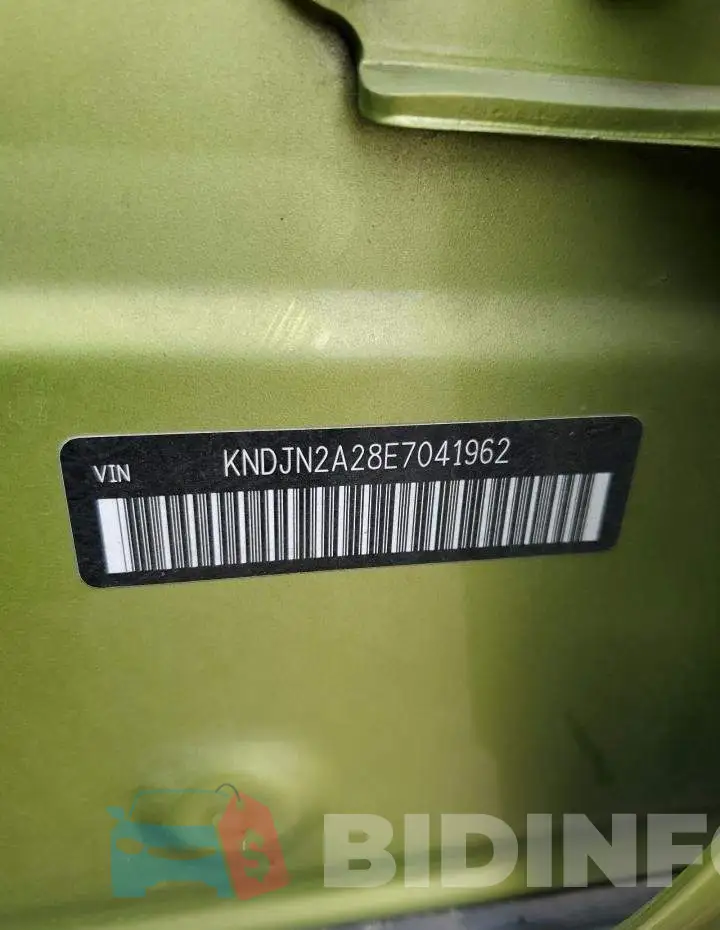 KNDJN2A28E7041962 Photo# 12